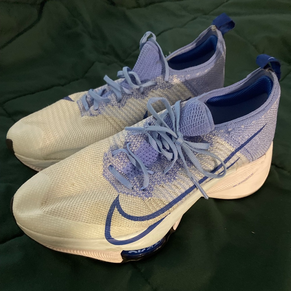 NIKE NEXT % TEMPO